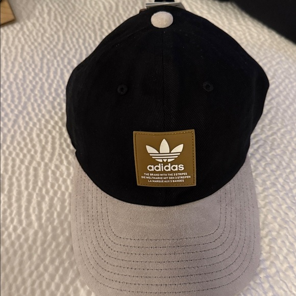 NWT Adidas Originals Terrace Strapback Hat Baseball Cap One Size - Picture 4 of 7